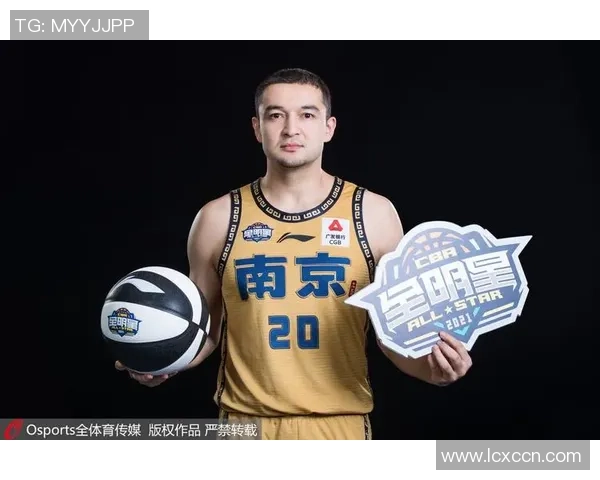 足球球星跨界尝试唱藏文歌曲引发热议展现文化融合魅力